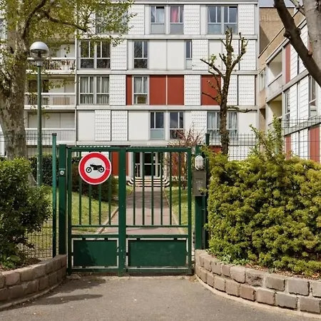 D'hote Chez Marie-jeanne Homestay