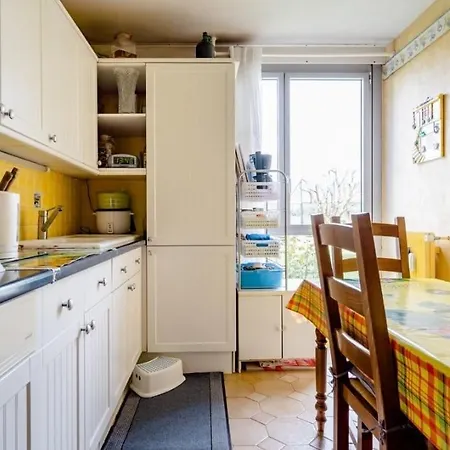 D'hote Chez Marie-jeanne Homestay *